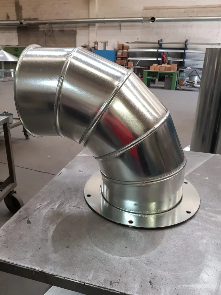 curve-circolari-in-metallo-per-aspirare-l-aria